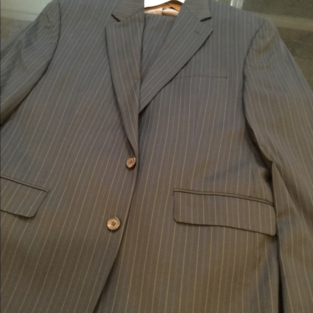 Men’s Suit
